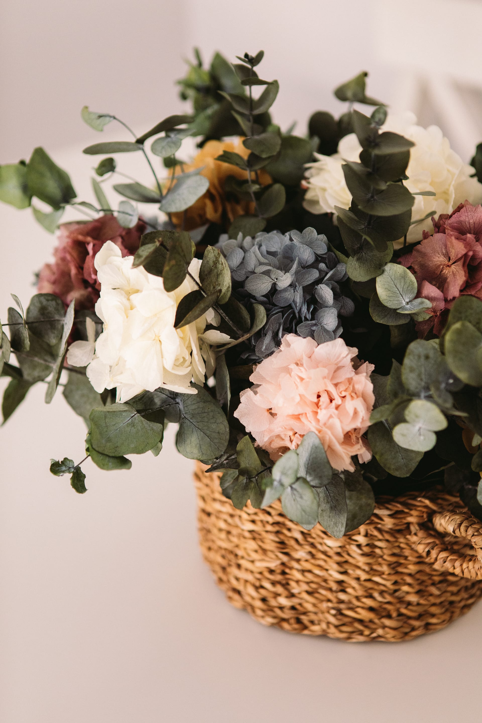 CESTA HORTENSIAS PRESERVADAS