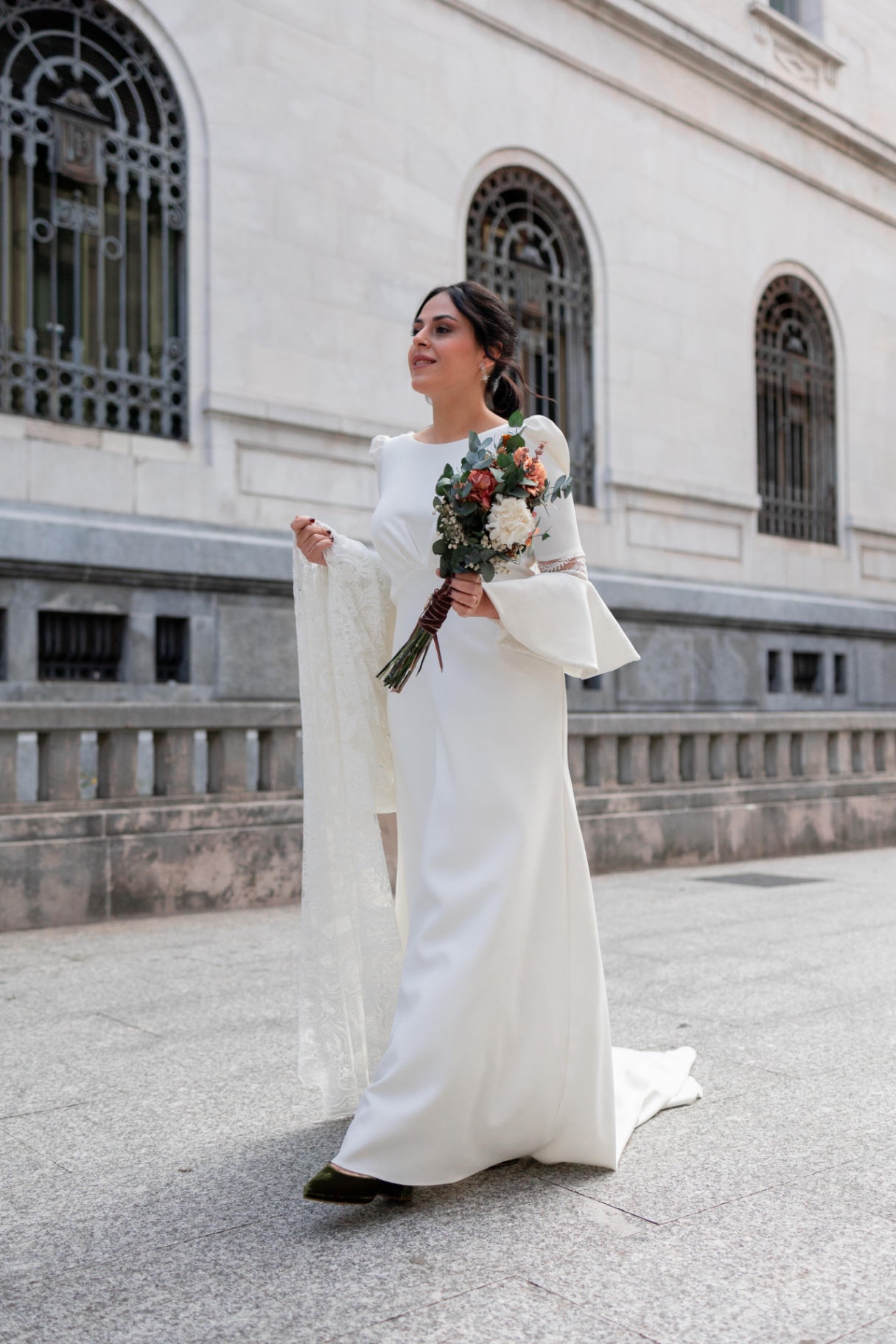 Novia con Estilo alargado